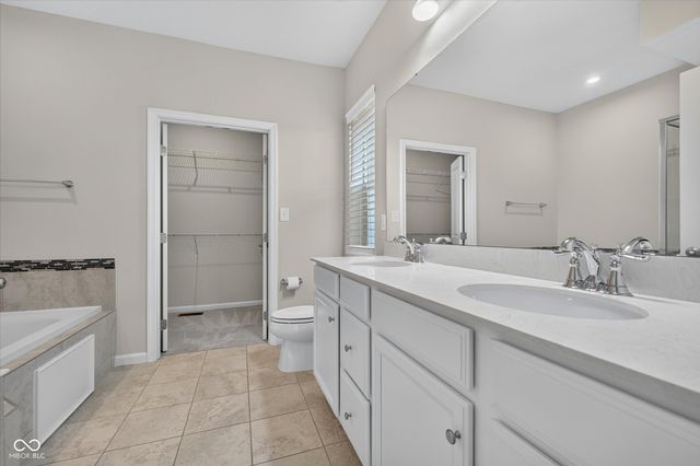 2718 Chalbury Drive, Plainfield, IN 46168