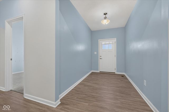 2718 Chalbury Drive, Plainfield, IN 46168