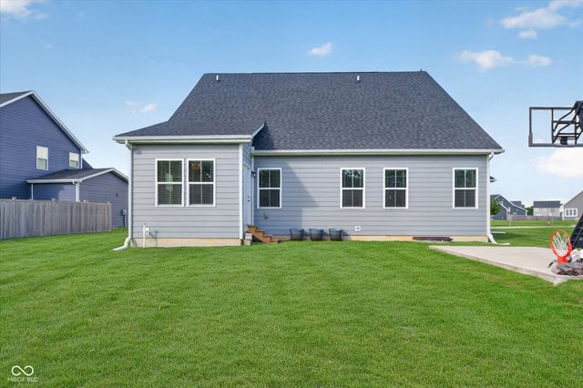 2718 Chalbury Drive, Plainfield, IN 46168