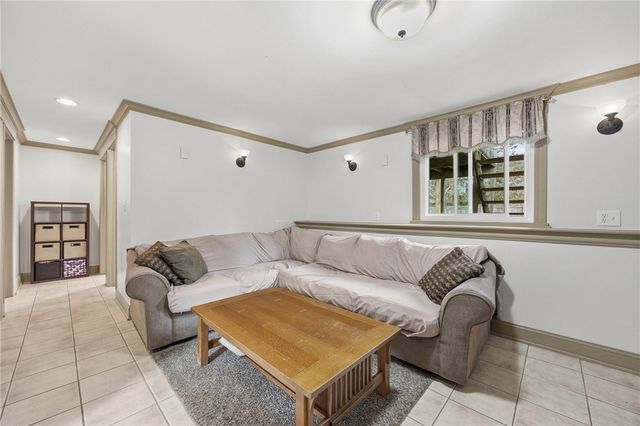 1753 Maplewood Drive, Farmington, NY 14425