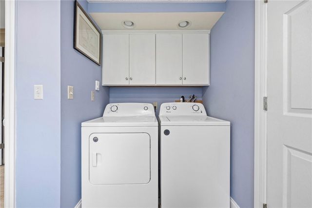 1753 Maplewood Drive, Farmington, NY 14425