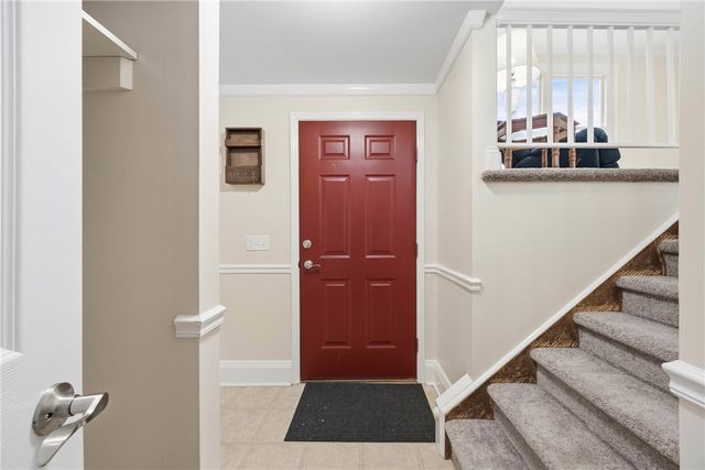 1753 Maplewood Drive, Farmington, NY 14425