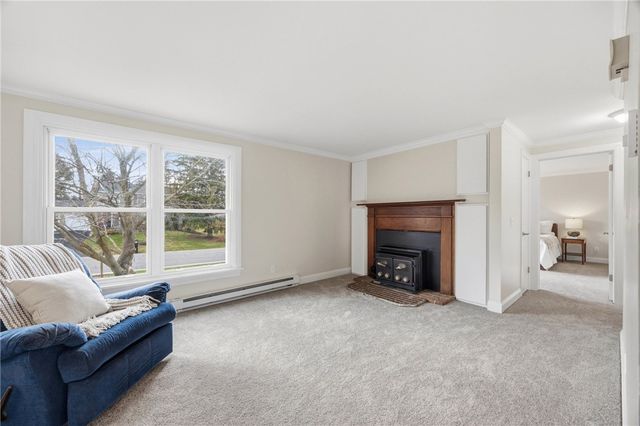 1753 Maplewood Drive, Farmington, NY 14425