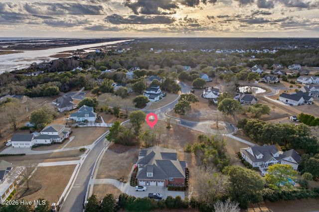 32 Salt Marsh Lane, Hampstead, NC 28443