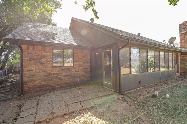 1321 Harding Avenue, Edmond, OK 73034