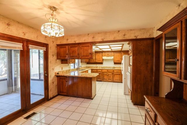 1321 Harding Avenue, Edmond, OK 73034