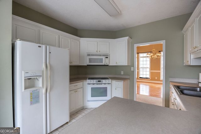 515 Sugarloaf Drive, Macon, GA 31204