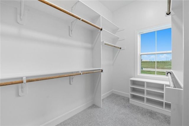 4432 Tee Box Drive, Basehor, KS 66007