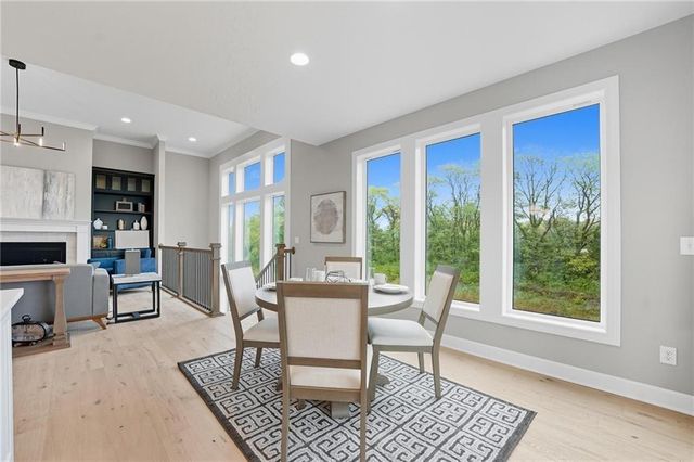 4432 Tee Box Drive, Basehor, KS 66007