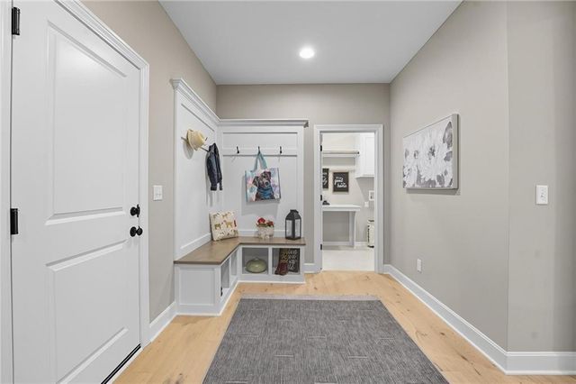 4432 Tee Box Drive, Basehor, KS 66007