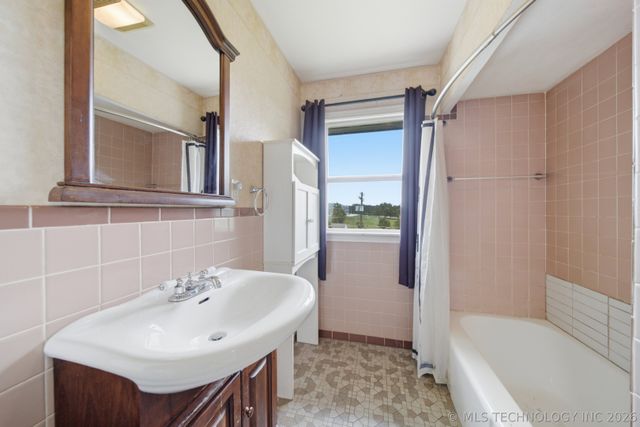501 Washington Avenue, Sand Springs, OK 74063