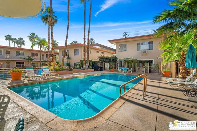 2290 S Palm Canyon Drive 2, Palm Springs, CA 92264