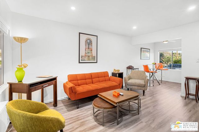 2290 S Palm Canyon Drive 2, Palm Springs, CA 92264