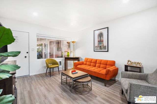 2290 S Palm Canyon Drive 2, Palm Springs, CA 92264