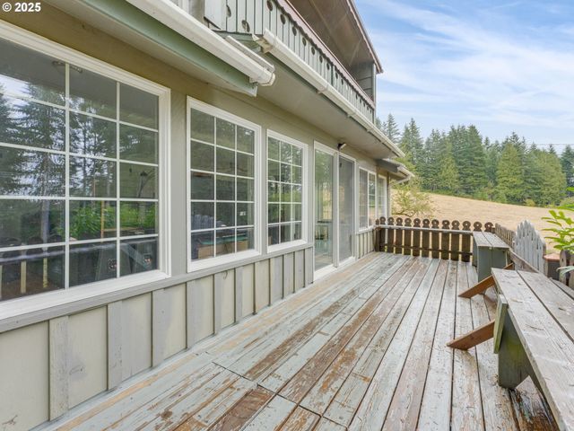 22161 LINDBERG Rd, Clatskanie, OR 97016