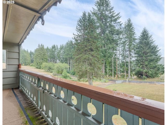 22161 LINDBERG Rd, Clatskanie, OR 97016