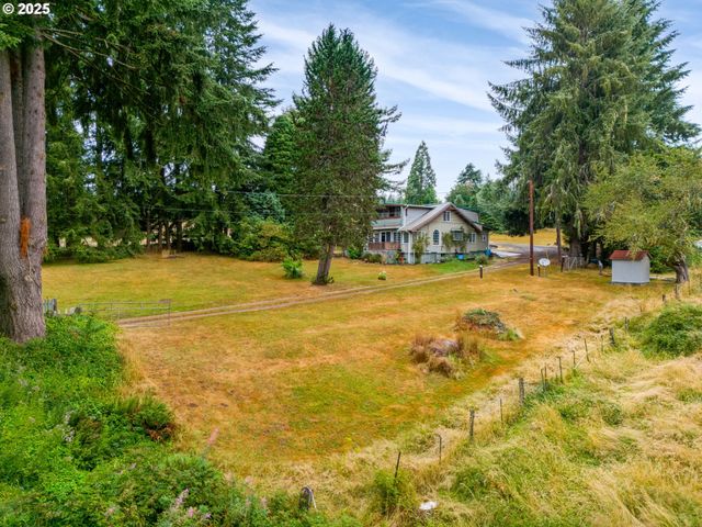 22161 LINDBERG Rd, Clatskanie, OR 97016