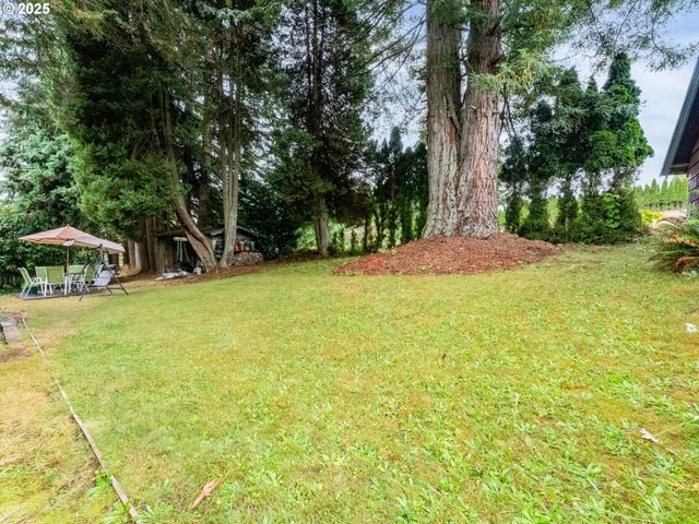 22161 LINDBERG Rd, Clatskanie, OR 97016