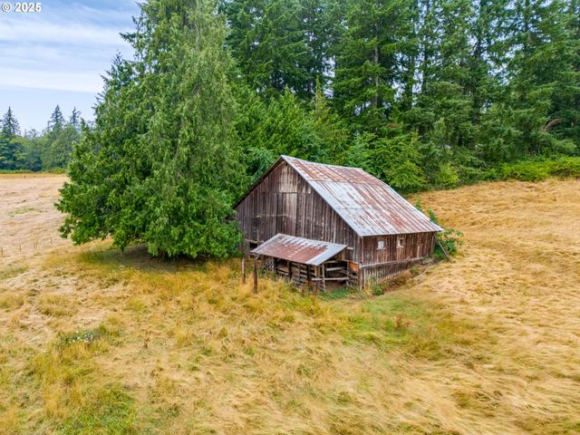 22161 LINDBERG Rd, Clatskanie, OR 97016