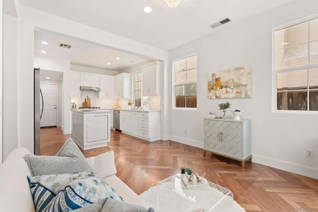 1719 Thorley Way, San Marcos, CA 92078