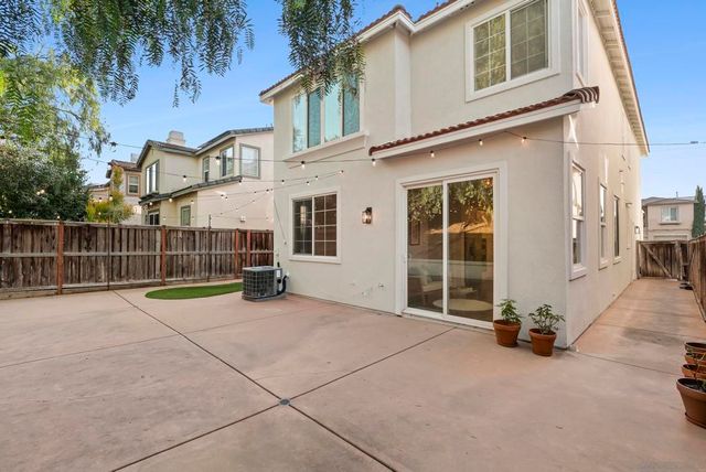 1719 Thorley Way, San Marcos, CA 92078