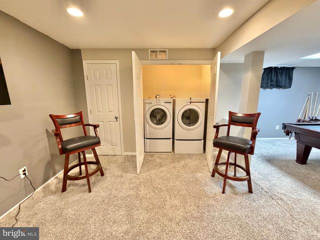 24 WOODYFIELD LN, Delran, NJ 08075