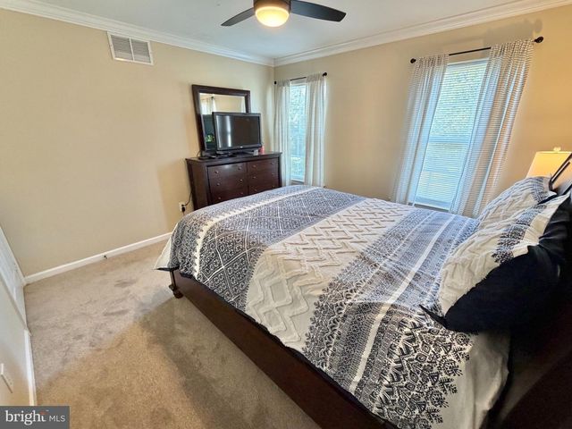 24 WOODYFIELD LN, Delran, NJ 08075