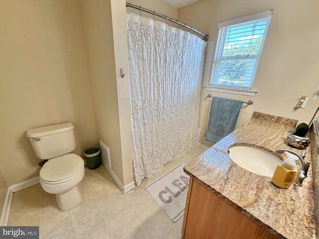 24 WOODYFIELD LN, Delran, NJ 08075