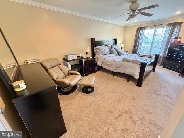 24 WOODYFIELD LN, Delran, NJ 08075