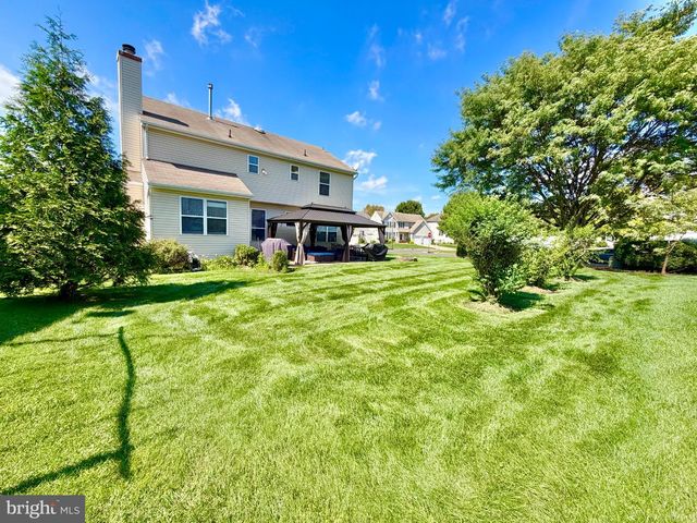 24 WOODYFIELD LN, Delran, NJ 08075