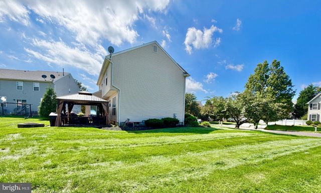 24 WOODYFIELD LN, Delran, NJ 08075
