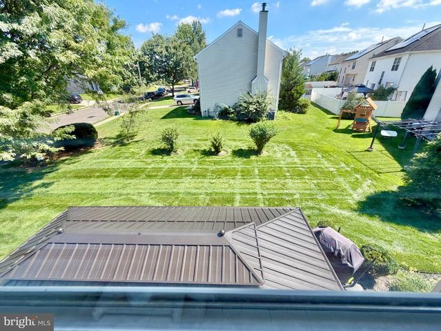 24 WOODYFIELD LN, Delran, NJ 08075