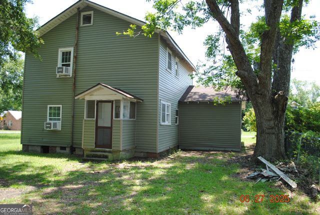 532 Calhoun Street, Swainsboro, GA 30401