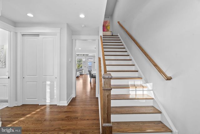 122 CHURCH RD, Jenkintown, PA 19046