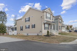 122 CHURCH RD, Jenkintown, PA 19046