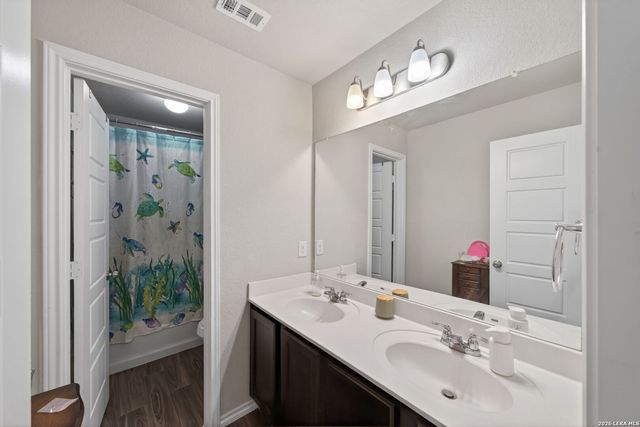 5910 Frisbee Path, Converse, TX 78109