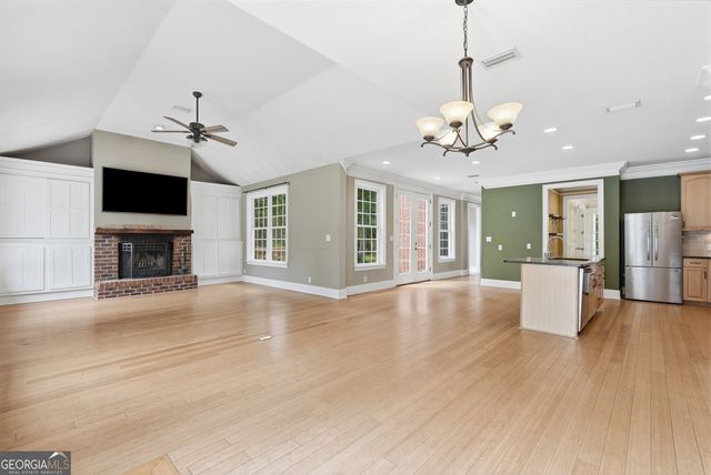 72 Bonnie Reed Passage, Midway, GA 31320