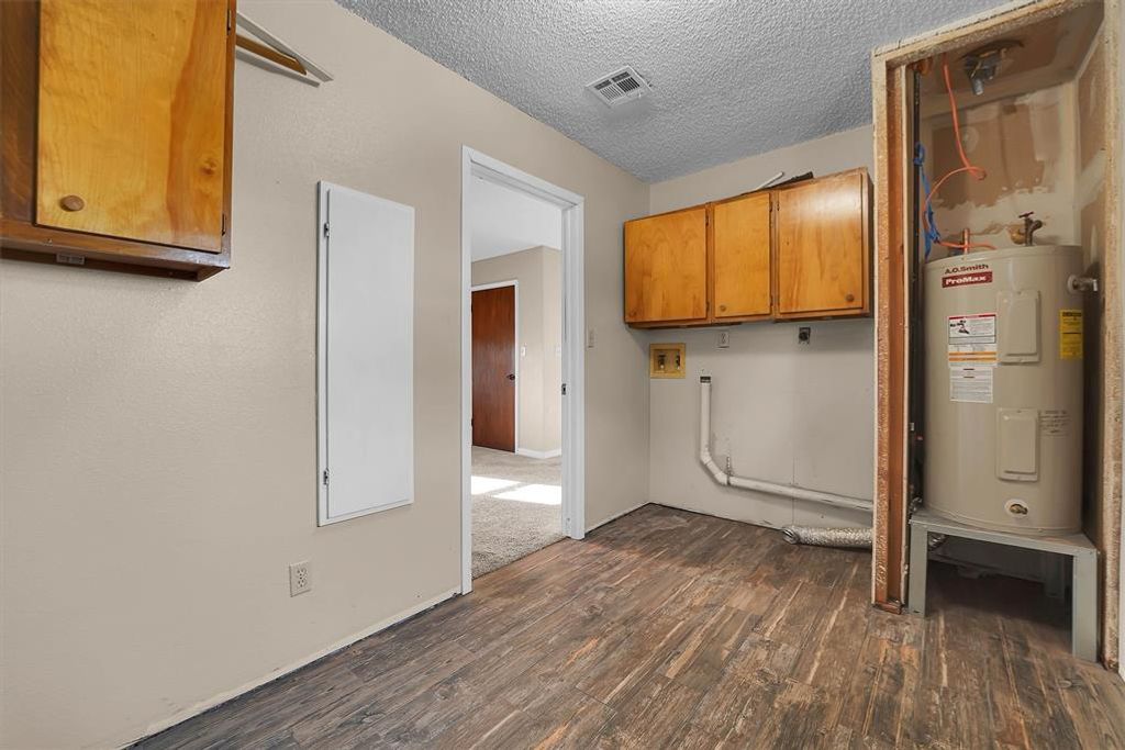 Image 28 of property listing at 22904 N County Road 1840 Road, Mangum, OK 73554