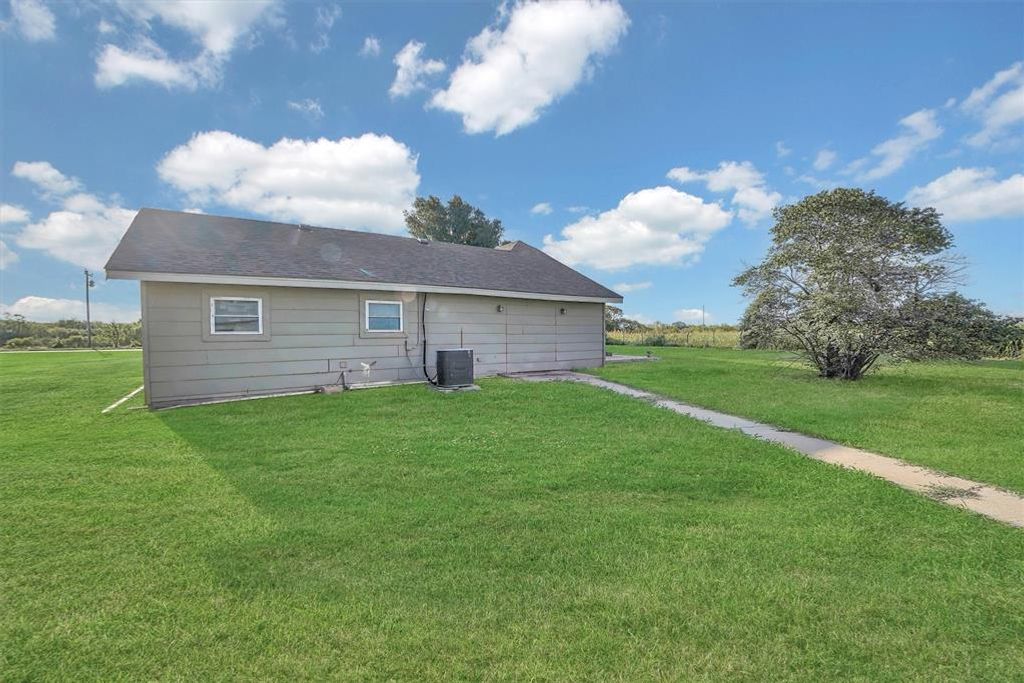Image 29 of property listing at 22904 N County Road 1840 Road, Mangum, OK 73554