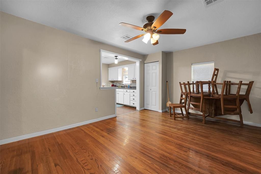 Image 7 of property listing at 22904 N County Road 1840 Road, Mangum, OK 73554