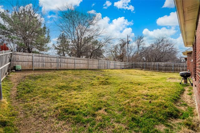 5645 Shadydell Drive, Fort Worth, TX 76135