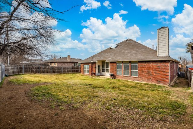 5645 Shadydell Drive, Fort Worth, TX 76135