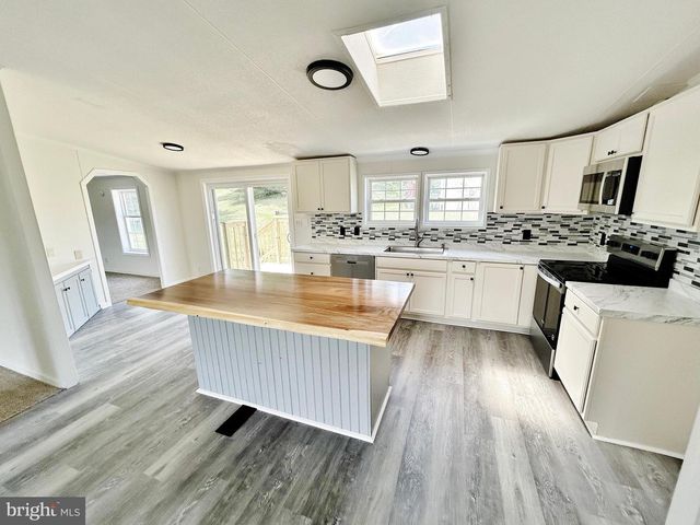 1 NORTH VIEW DRIVE, Carlisle, PA 17013