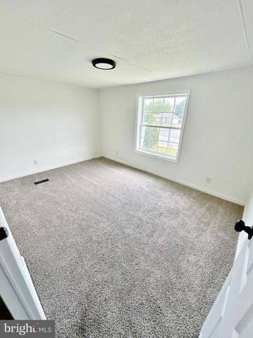 1 NORTH VIEW DRIVE, Carlisle, PA 17013