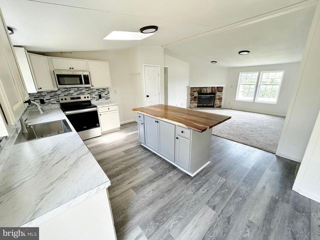 1 NORTH VIEW DRIVE, Carlisle, PA 17013