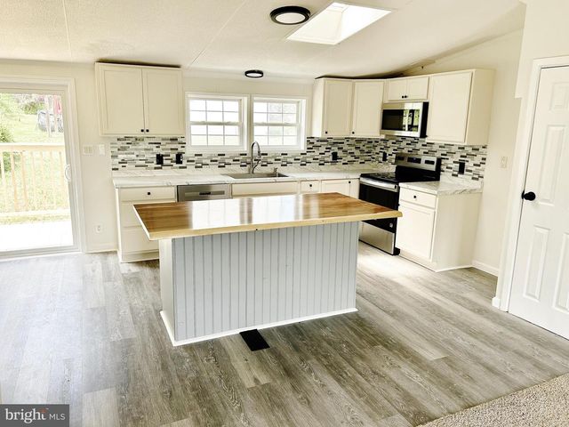1 NORTH VIEW DRIVE, Carlisle, PA 17013