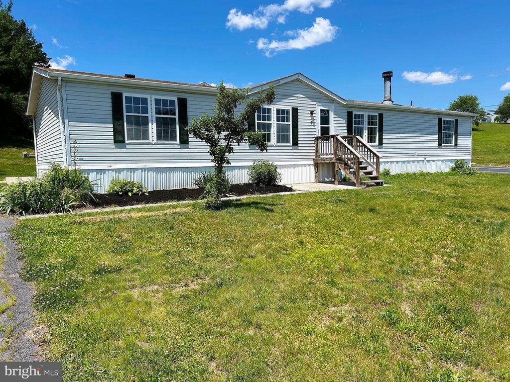 1 NORTH VIEW DRIVE, Carlisle, PA 17013