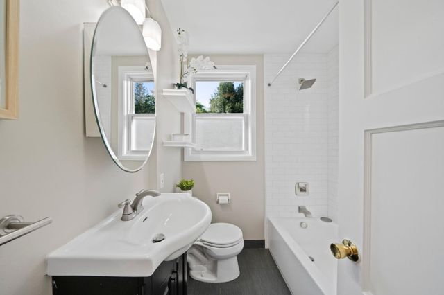 3544 Spring Street, Redwood City, CA 94063