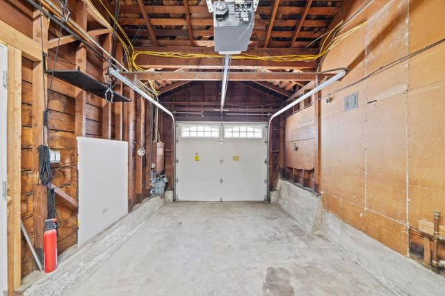 3544 Spring Street, Redwood City, CA 94063