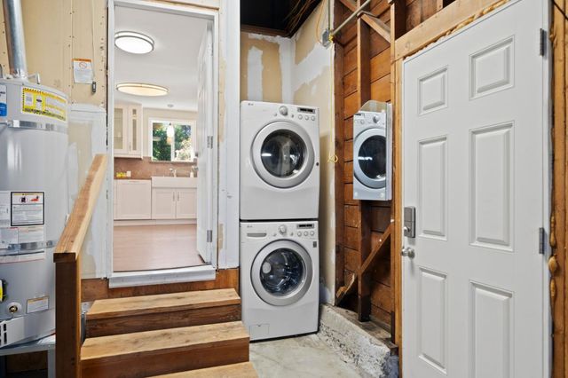 3544 Spring Street, Redwood City, CA 94063